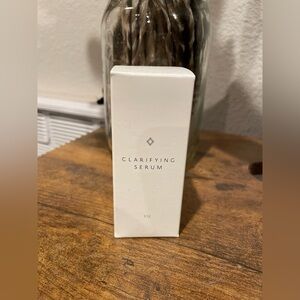 Unopened, unused bottle of Primally Pure Clarifying Serum